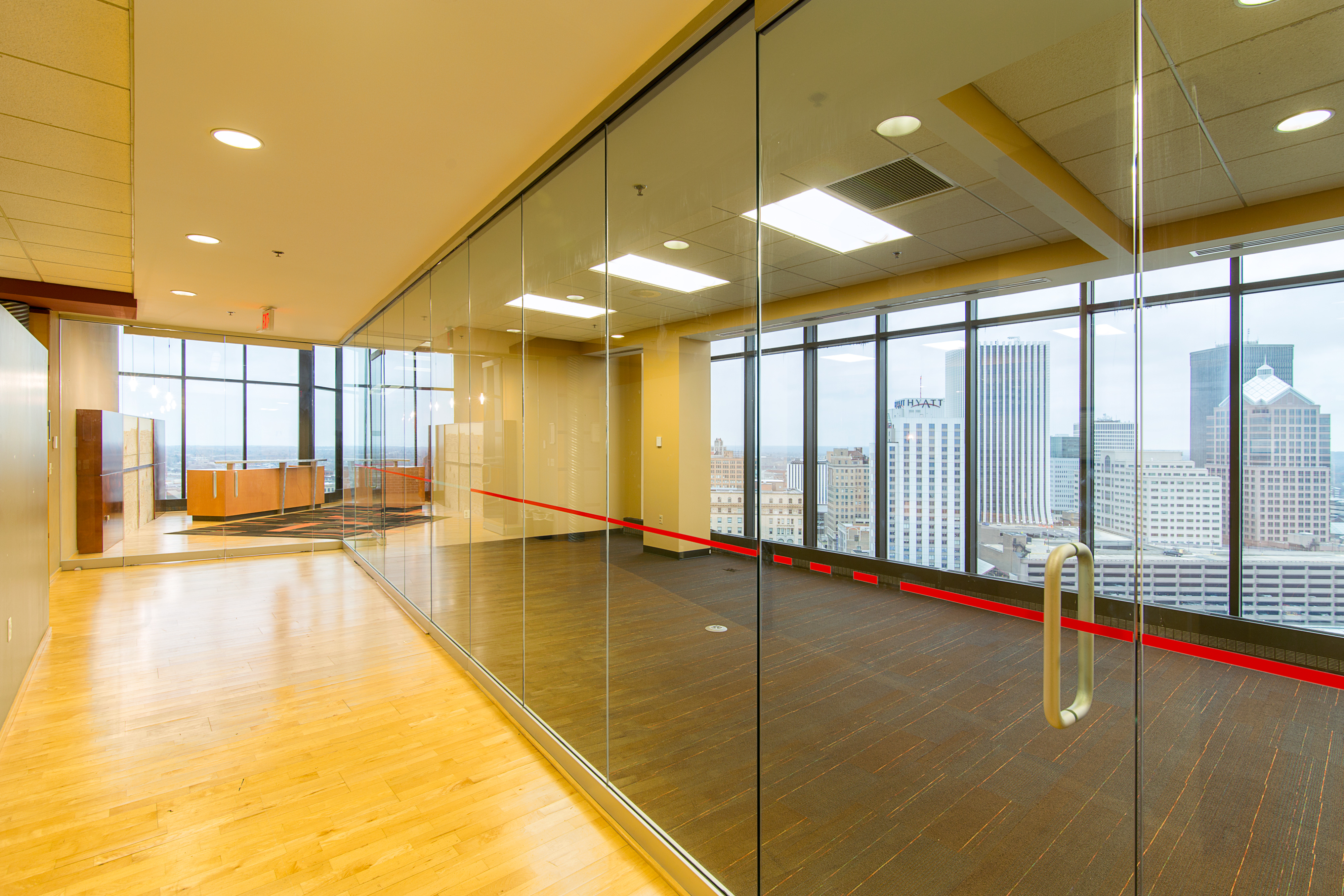 Modernized floor plate interior